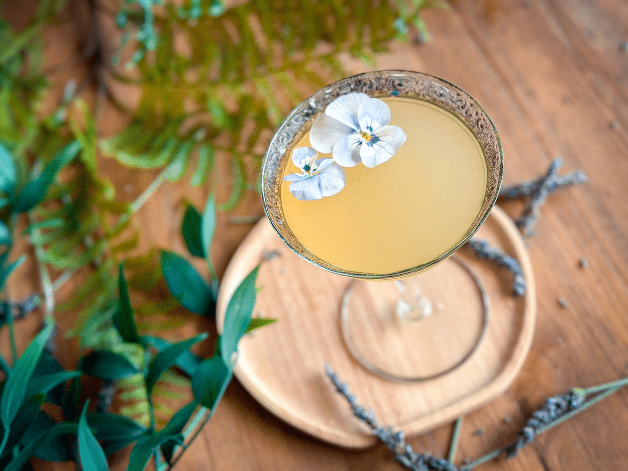 Lavender Bee's Knees Cocktail recipe
