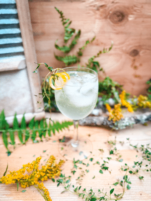 Lemon and Thyme French 75 Cocktail recipe