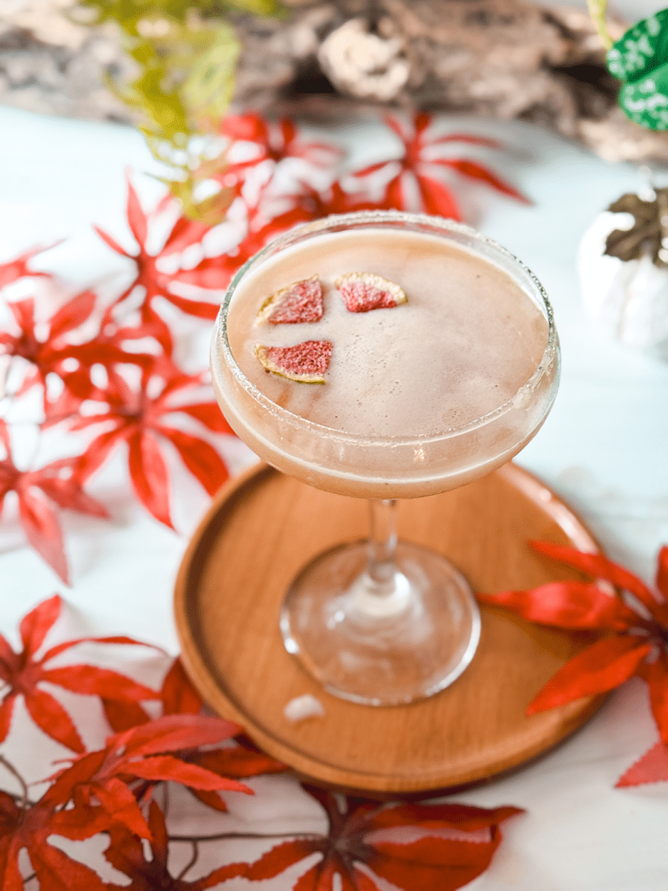 Cardamon Fig Sour cocktail recipe