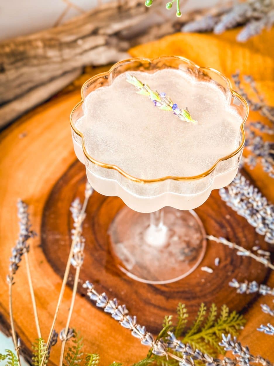 Lavender Fields forever Gin sour cocktail recipe