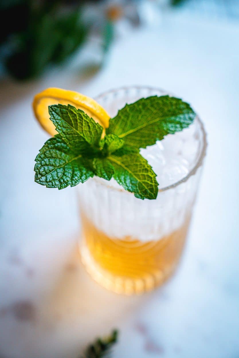 Bourbon and Soda cocktail recipe