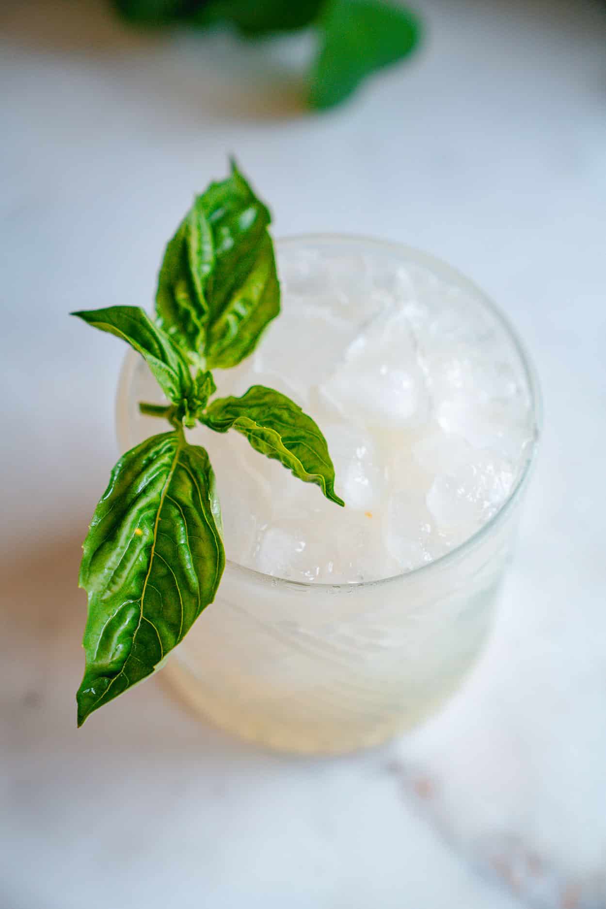 Gin and Lemonade cocktail recipe